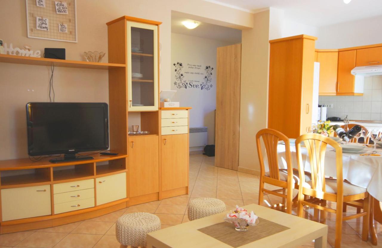 Apartment Ely Rabac Luaran gambar
