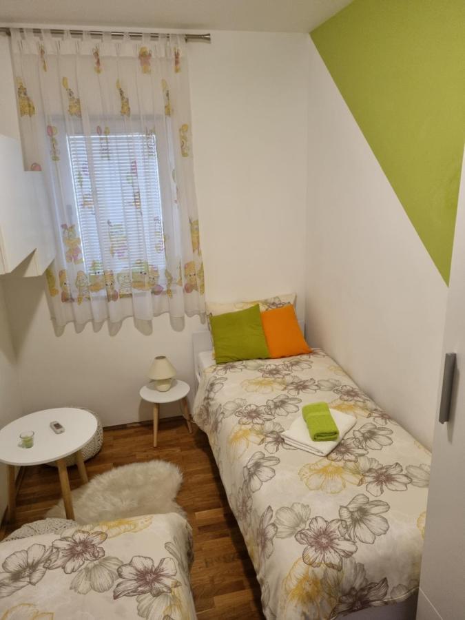 Apartment Ely Rabac Luaran gambar